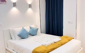 Suites - Sabino De Sousa
